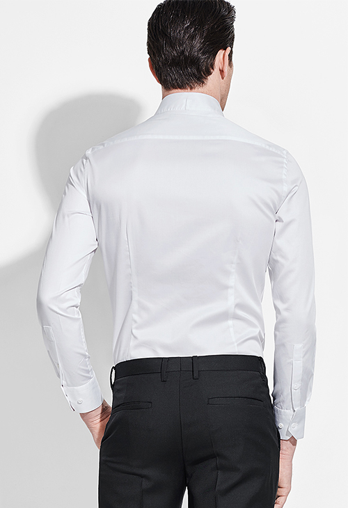 男士禮服白襯衣背面