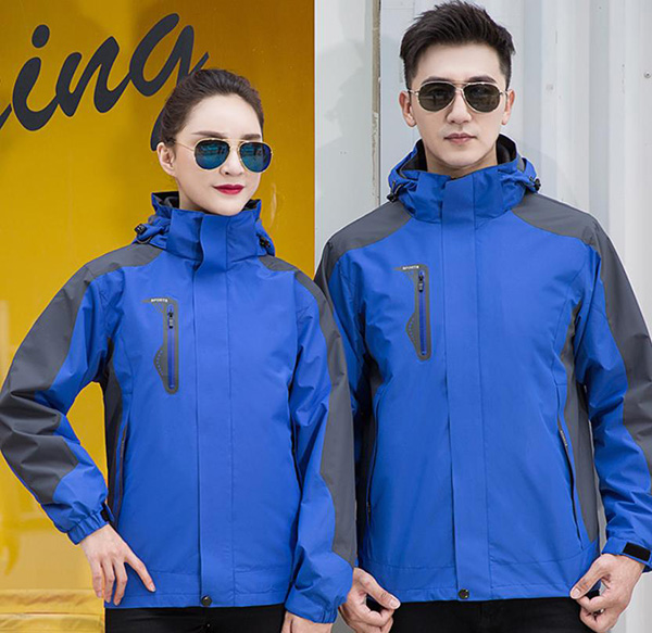 工服定做廠(chǎng)家去哪個(gè)好-沖鋒衣