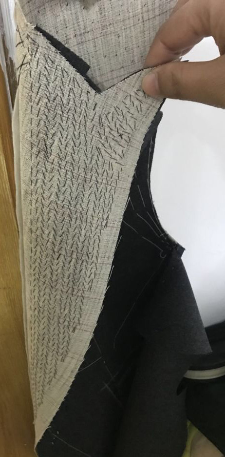 純手工西服制作過(guò)程-扎好的駁頭