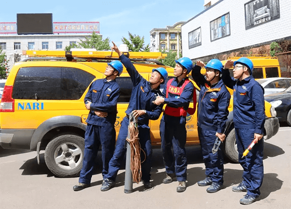 南方電網(wǎng)工作服分類(lèi)——藍橙色