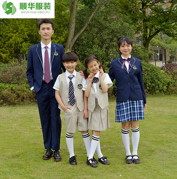 成都校服生產(chǎn)廠(chǎng)家有哪些——順華
