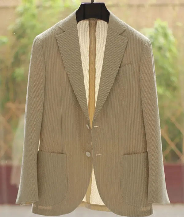 無(wú)內襯西服